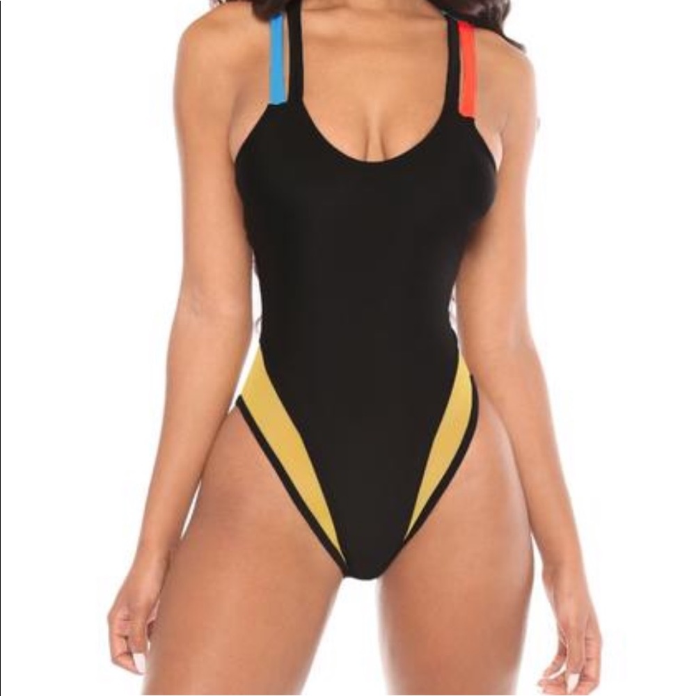 Icon Boutique “What’s the scoop” bathing suit.